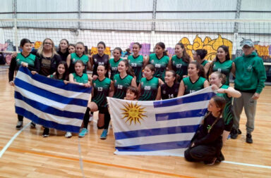 Voleibol Cerro Largo, Etiquetitas negras.