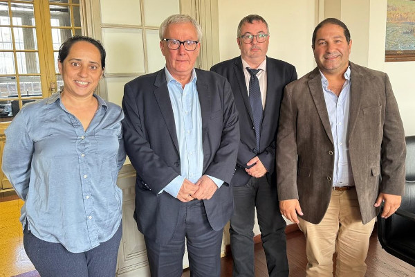 Diputados de Cerro Largo se reunieron con el Director Nacional de Aduanas