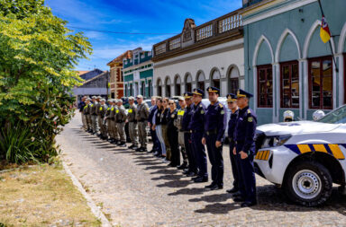 Fronteras y Divisas Seguras 2025