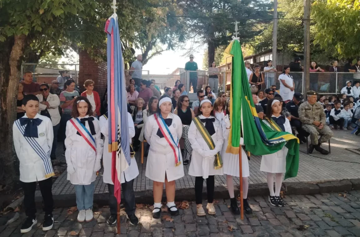 Cerro Largo inició el año lectivo 2026 con acto en homenaje a José Pedro Varela