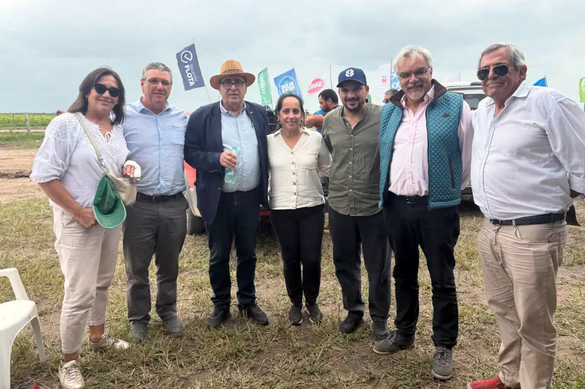 realojo de familias y obras en Cerro Largo