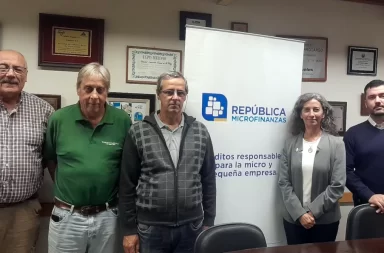 Fomento Rural y República Microfinanzas impulsan créditos para pequeños y medianos productores