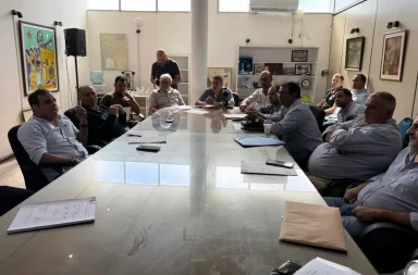 Municipios de Cerro Largo firmaron planes de obras e inversiones para el quinquenio