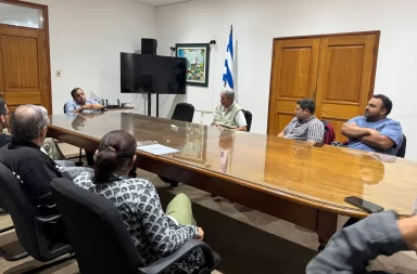 Apicultores plantearon inquietudes al intendente