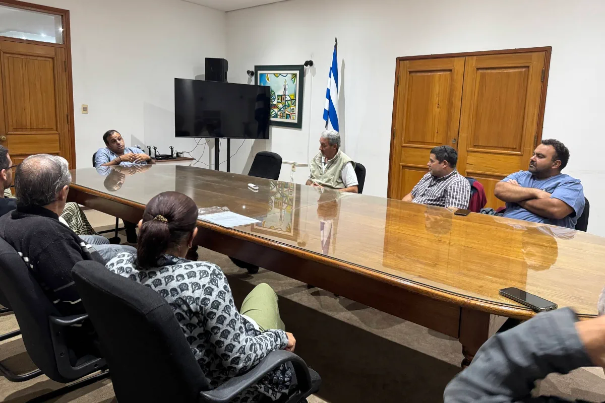 Apicultores plantearon inquietudes al intendente