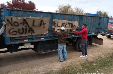 protestaron en Melo contra la nueva guía digital de carga. Foto: La Red Independiente