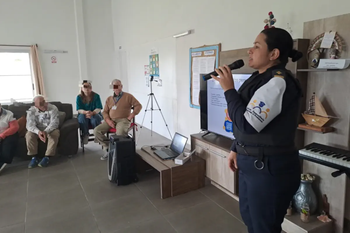 policía comunitaria