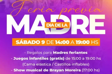 Feria previa al Día de la Madre en Plaza Constitución