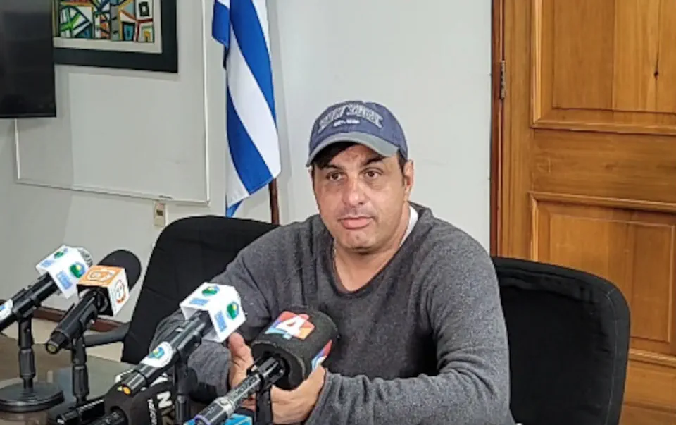 Morel anunció que la Intendencia saldó la deuda con ANCAP