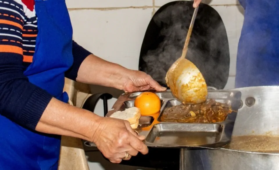 Plato Caliente