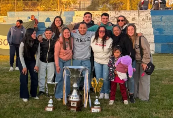racing campeón. liga ferrocarril.