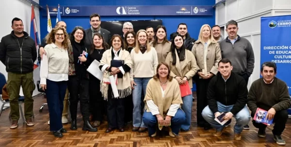 Autoridades de AUCI y del Gobierno de Cerro Largo durante la jornada de trabajo desarrollada en Melo.