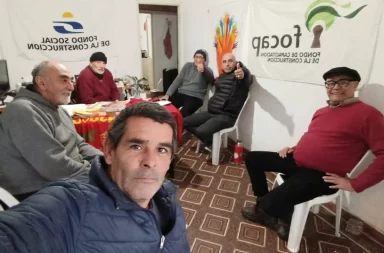 Arturo Guarch, representante de ONAJPU, durante la actividad desarrollada en Melo.