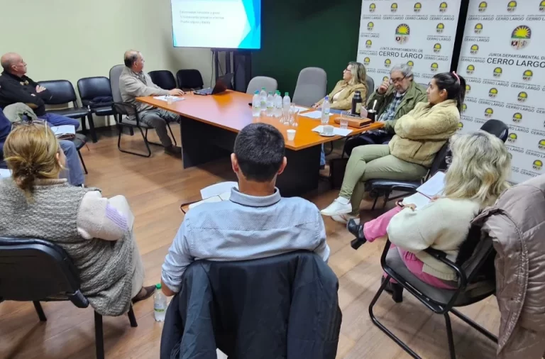 La Junta Departamental busca coordinar acciones para prevenir y detectar el quiste hidático en Cerro Largo.