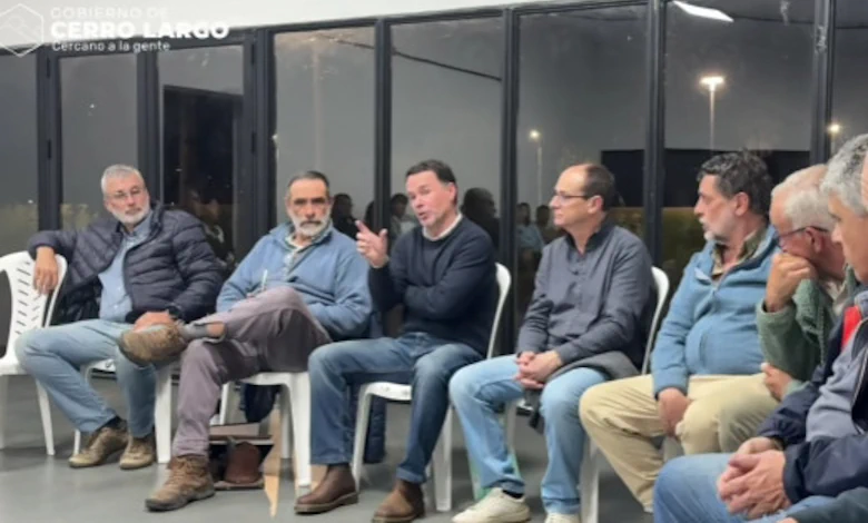 Martín Uria, productor arrocero de la zona de Río Branco, participó en la reunión donde se analizaron las prioridades para la recuperación de la caminería rural.