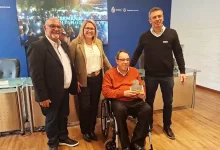 El alcalde de Río Branco, Federico López, junto al ministro de Turismo, Pablo Menoni, y representantes del Municipio y la Intendencia durante el lanzamiento de la Semana de Río Branco 2026.