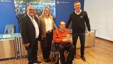El alcalde de Río Branco, Federico López, junto al ministro de Turismo, Pablo Menoni, y representantes del Municipio y la Intendencia durante el lanzamiento de la Semana de Río Branco 2026.