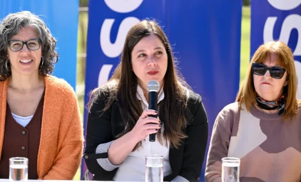 Alejandra Vázquez destacó el objetivo de fortalecer la presencia de los equipos de salud en las comunidades rurales de Cerro Largo.