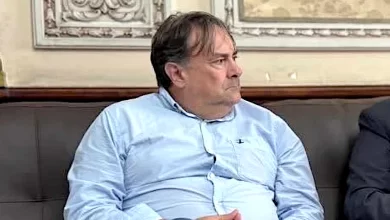 Diego Almeida, alcalde de Aceguá, confirmó que entregó su teléfono celular durante el procedimiento de la Policía Federal brasileña.