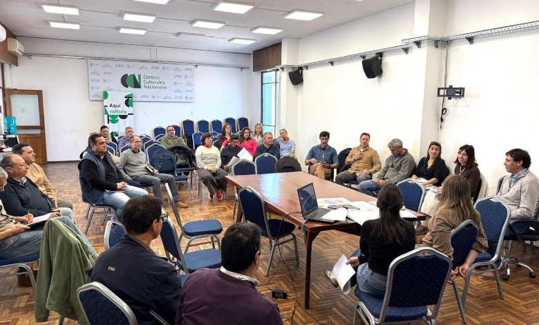 La Intendencia mantuvo una instancia de intercambio con arquitectos y agrimensores en el marco de la elaboración del Plan Local de Melo (Foto: Gobierno de Cerro Largo)