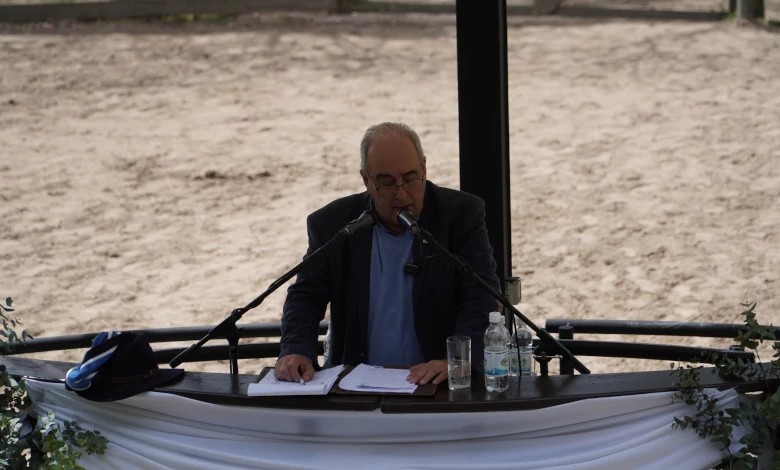 Alfredo Fratti durante la ceremonia de apertura de la 105.ª Expo Melo en el local Conventos.