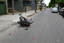 El siniestro ocurrió en la intersección de las calles General Aparicio Saravia y Colón, en Melo.