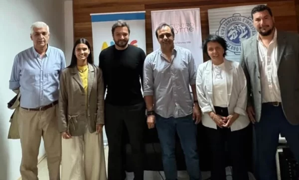 Antonia Segredo destacó el alcance territorial del Centro Pyme y el acompañamiento personalizado a empresas y emprendimientos (Foto ANDE)