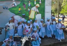 El mural habilitado en las Piletas, sobre el arroyo Conventos, recuerda la historia de las lavanderas y su aporte a la vida de la comunidad.